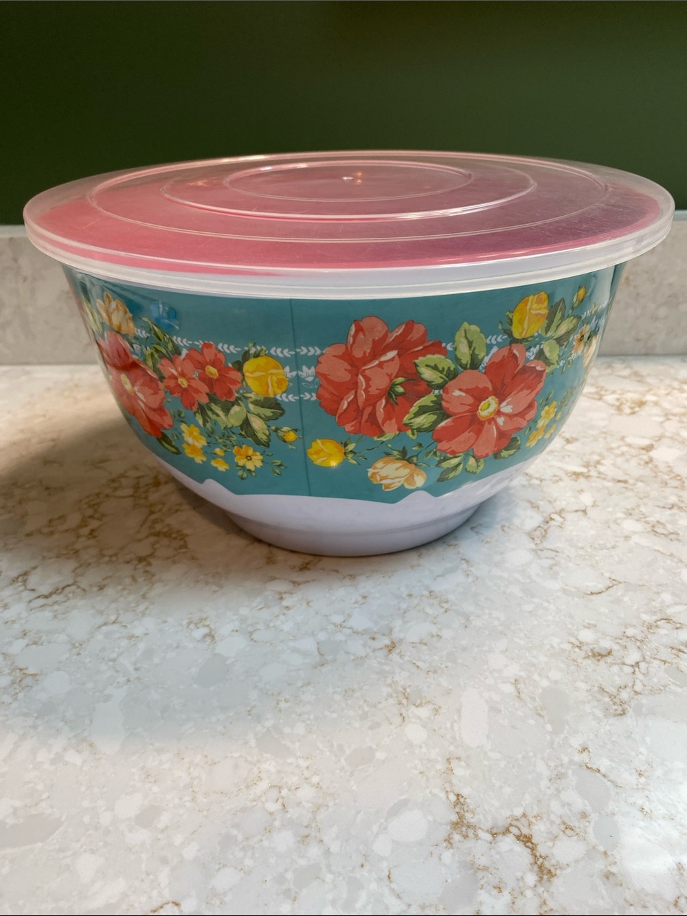 The Pioneer Woman Floral Mixing Bowl with Teal Exterior and Pink Lid
